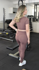 Conjunto Fitness Marron  Fênix Gym - Legging + Cropped - Imagem 2